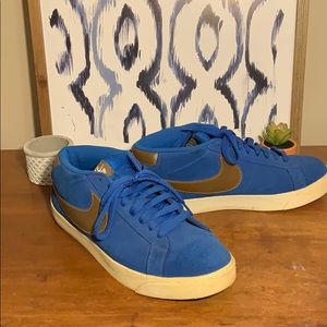 Nike SB Premium Mid - SZ 10